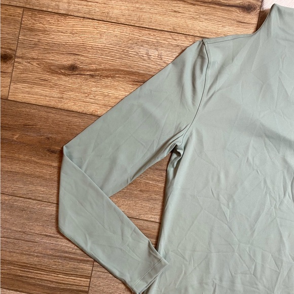 Yogalicious Women's Long Sleeve Tech Top - Picture 4 of 6